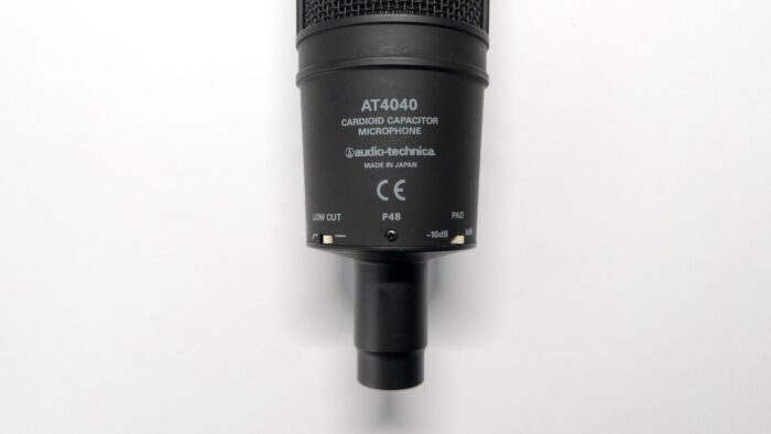 【さらに値下げ中‼️】audio-technica at2020GUN L Amazon.com: Audio-Technica AT2020 Micrófono de estudio de